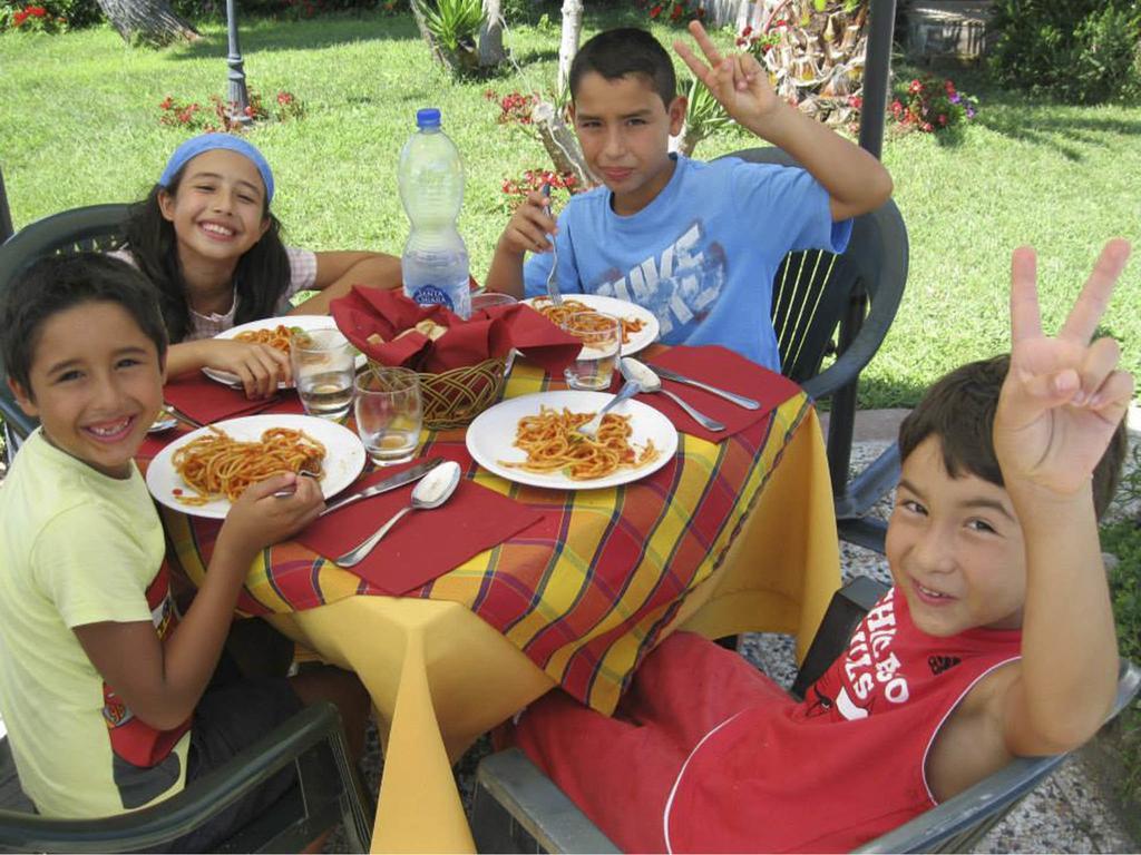 Agriturismo Borgo Dell'Aschetto Marina di Cerveteri Стая снимка